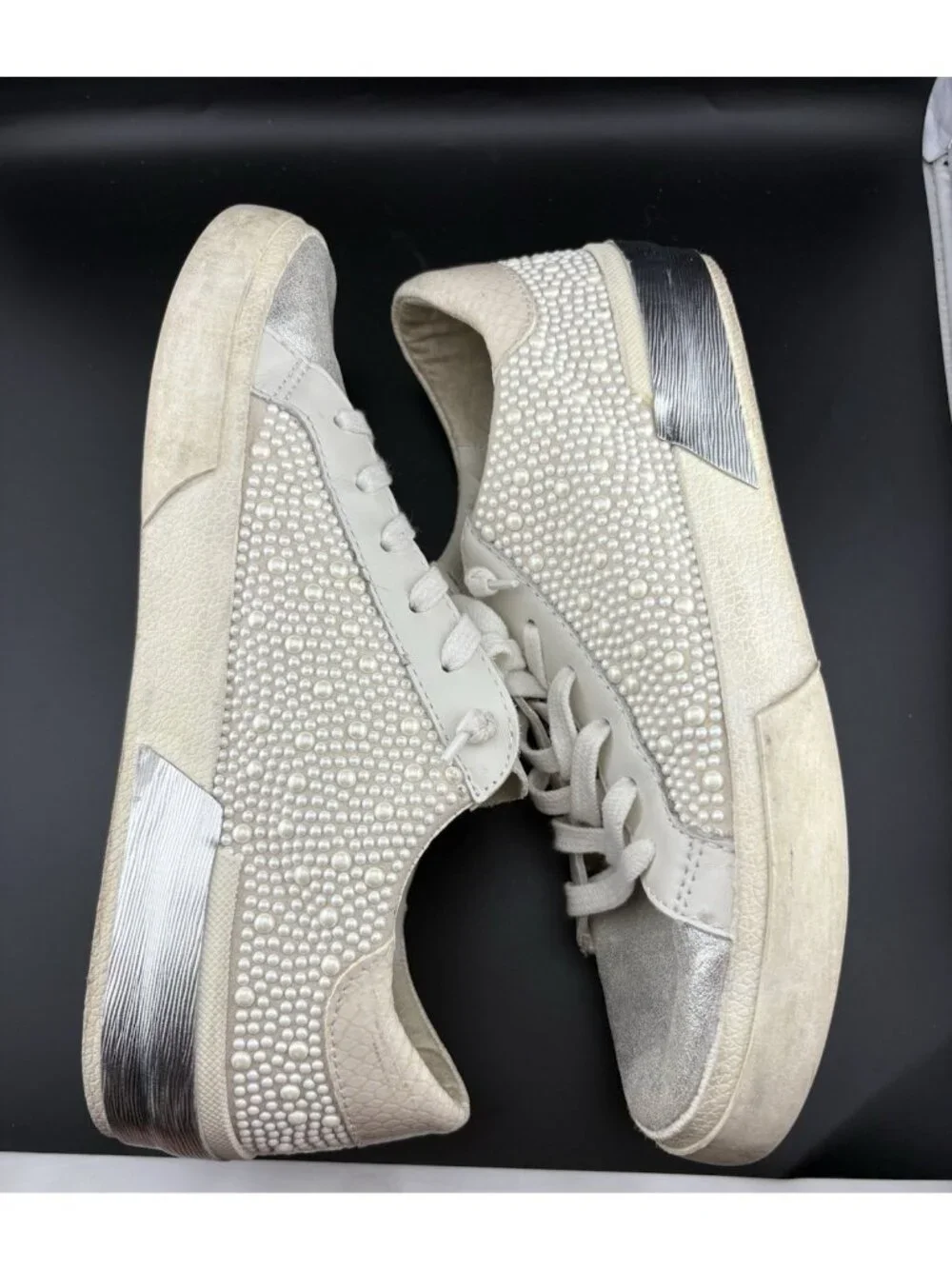 Dolce Vita Zina Pearl Sneakers Women's Size 8 Leather Lace Up Bride Shoes Silver - Picture 13 of 13